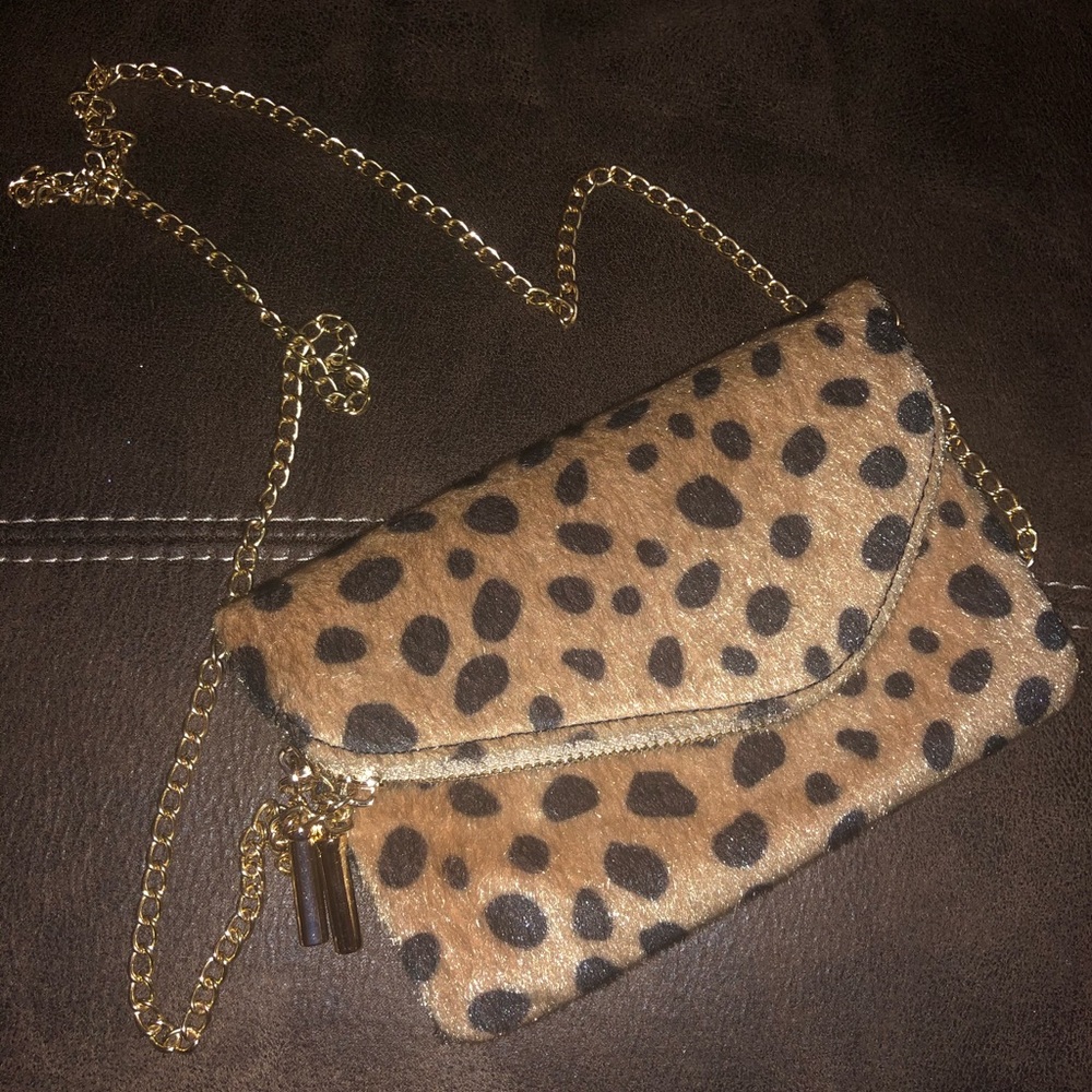 Mini leopard print clutch